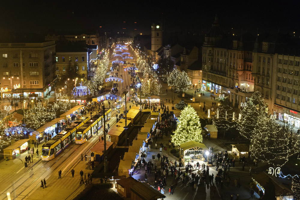 Karácsonyi díszkivilágítás Debrecenben