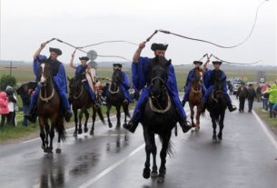 Kihajtási ünnep a Hortobágyon