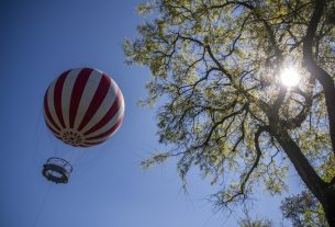 A városligeti Ballon kilátó bemutatója Fotó MTI/Balogh Zoltán