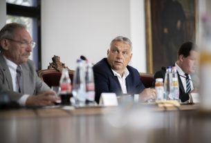 Védelmi tanács Orbán Viktor Pintér Sándor