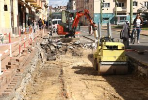 Buszmegálló felújítása Kálvin tér