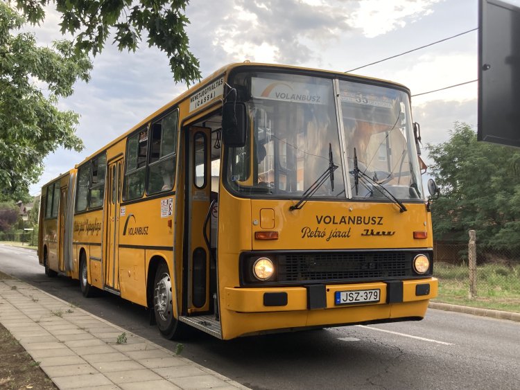 Retro Ikarus 280-as busz