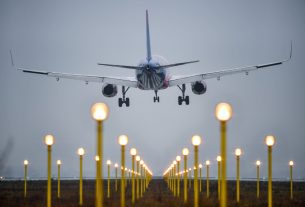 A Wizz Air pilótái gyakorló repüléseket végeztek a debreceni repülőtérnél