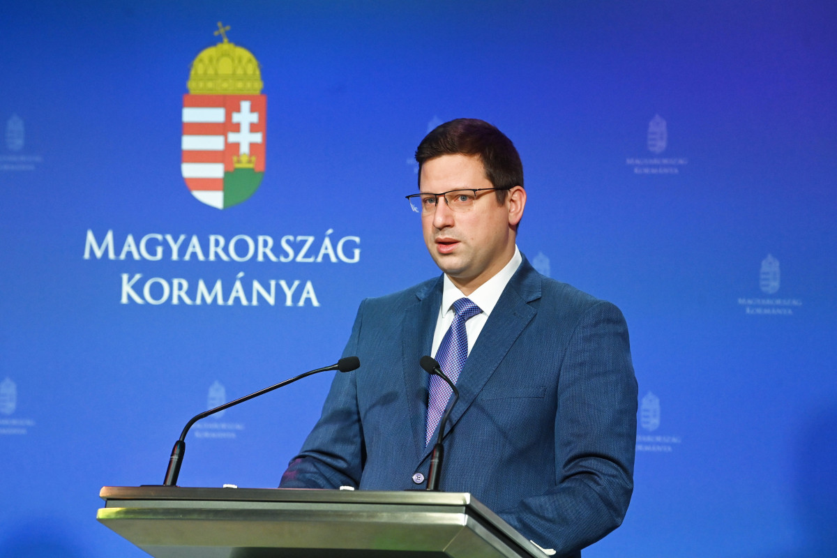 Gulyás Gergely Miniszterelnökséget vezető miniszter a Kormányinfó sajtótájékoztatón a Miniszterelnöki Kabinetiroda épületében 2023. január 12-én. MTI/Bruzák Noémi