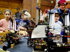 Szeged, FIRST LEGO League, robotépítés, robotprogramozó, verseny, Lego, kiállítás