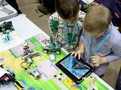 Szeged, FIRST LEGO League, robotépítés, robotprogramozó, verseny, Lego, kiállítás