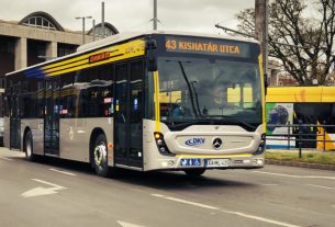 DKV Mercedes busz Debrecen