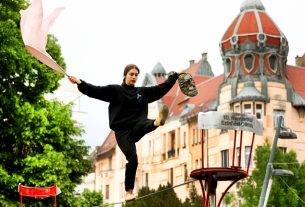 Szeged, Nemzetközi Színházi Olimpia, kötéltánc, Dugonics tér