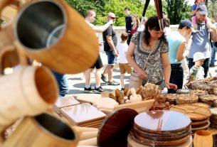 Szeged, Szeged Napja, Hídivásár, kézműves vásár, Belvárosi híd, turizmus