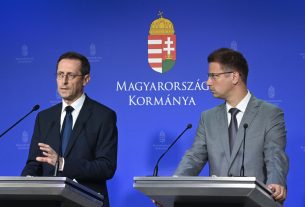 Kormányinfó Varga Mihály és Gulyás Gergely