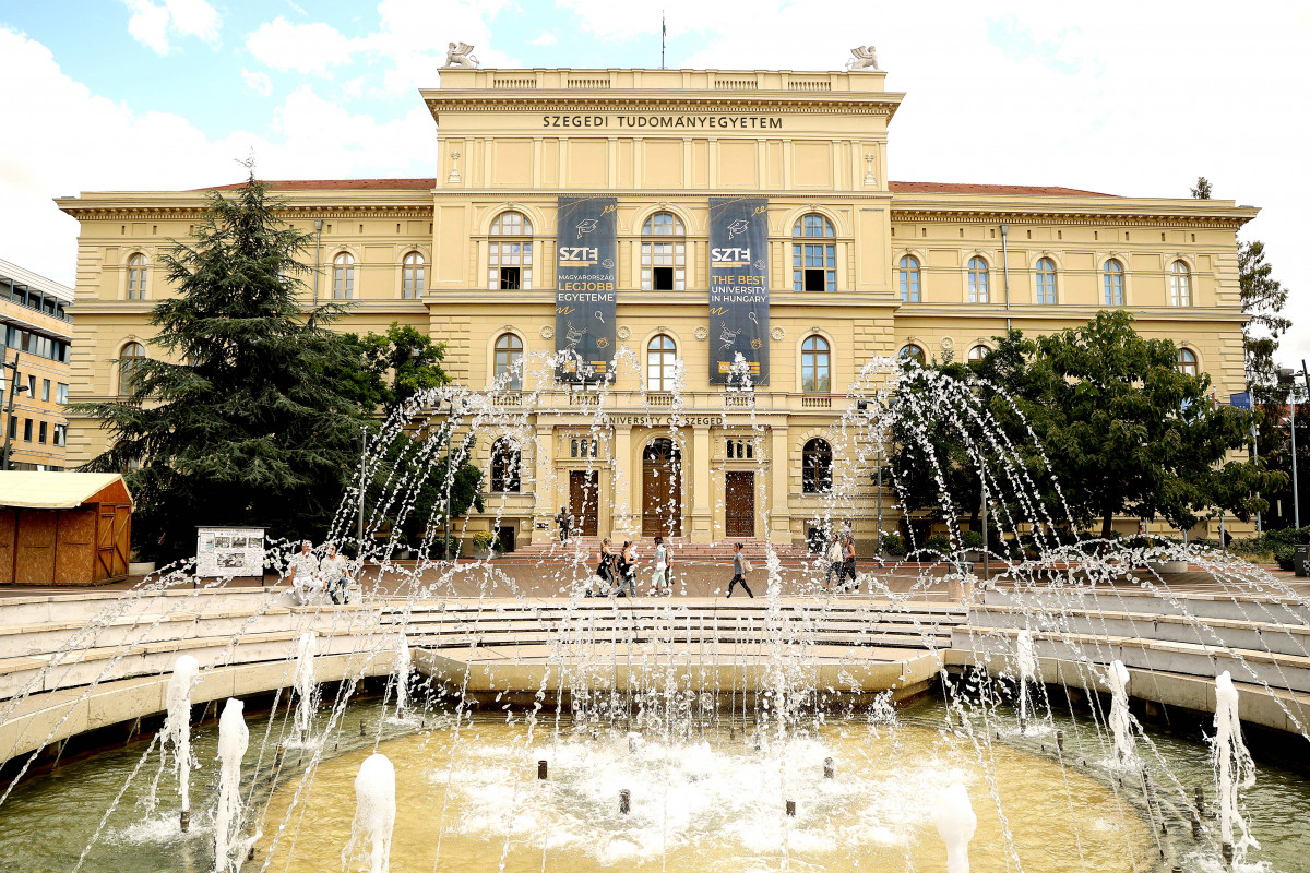 Szeged, Szegedi Tudományegyetem, SZTE, Rektori Hivatal, Dugonics tér, egyetem