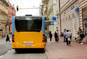 Szeged, vágányzár, sín javítás, villamos, közlekedés, tömegközlekedés, pótlóbusz