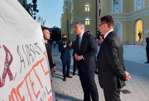 Lázár János Szabó Bence Debrecen