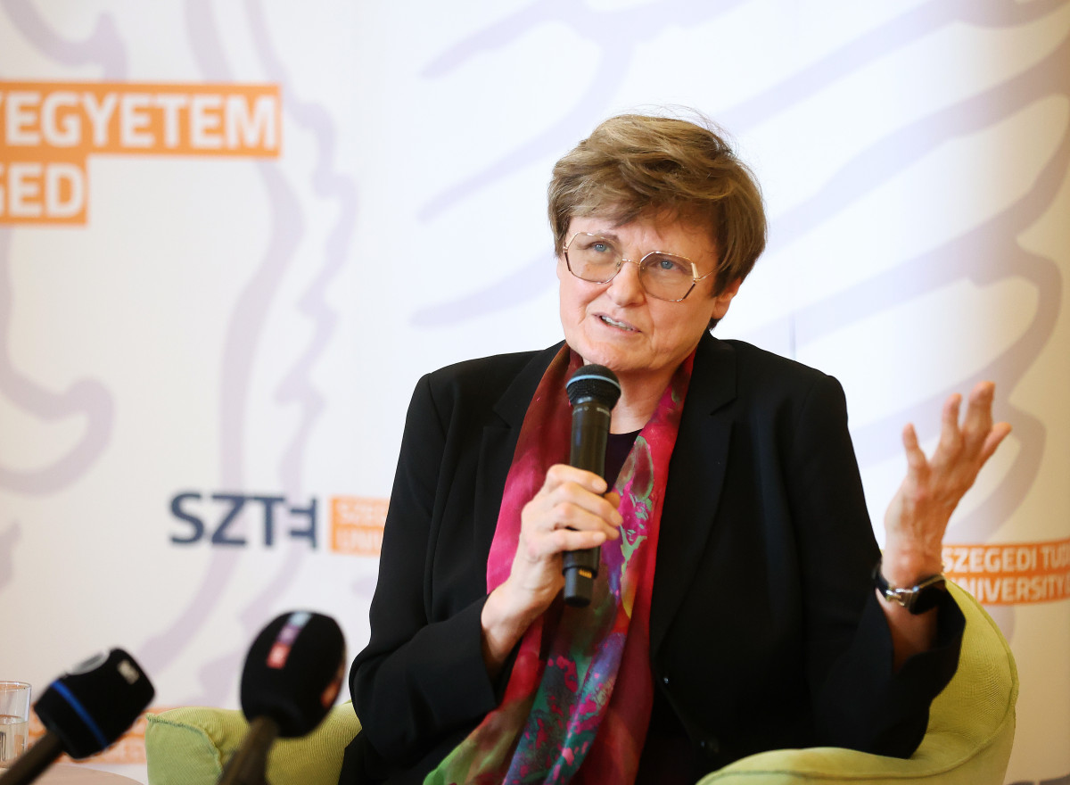 Szeged, Karikó Katalin, Nobel-díj, kutató, kutatóprofesszor, köszöntés, SZTE, Szegedi Tudományegyetem, ünnepi ülés, egyetem