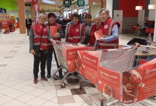 Csakis Önkéntesekkel: véghajrához ért a Vöröskereszt-gyűjtés Hajdú-Biharban