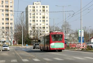 Szeged, Szegedi Vízmű, Etelka sor, trolimegálló