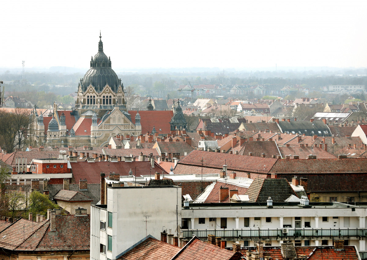 Szeged, Szent István tér, víztorony, látkép, belváros, zsinagóga