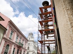 Szeged, Oskola utca, felújítás, Égő arany, felirat, Binszki József