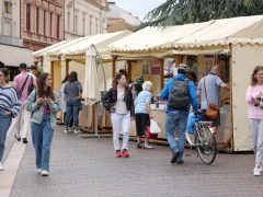 Szeged, Könyvhét, Dugonics tér, Ünnepi könyvhét, Tisza Kata, könyv, megnyitó, vásár, irodalom